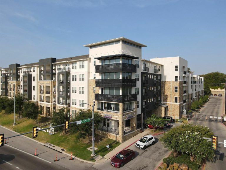 4000 Hulen